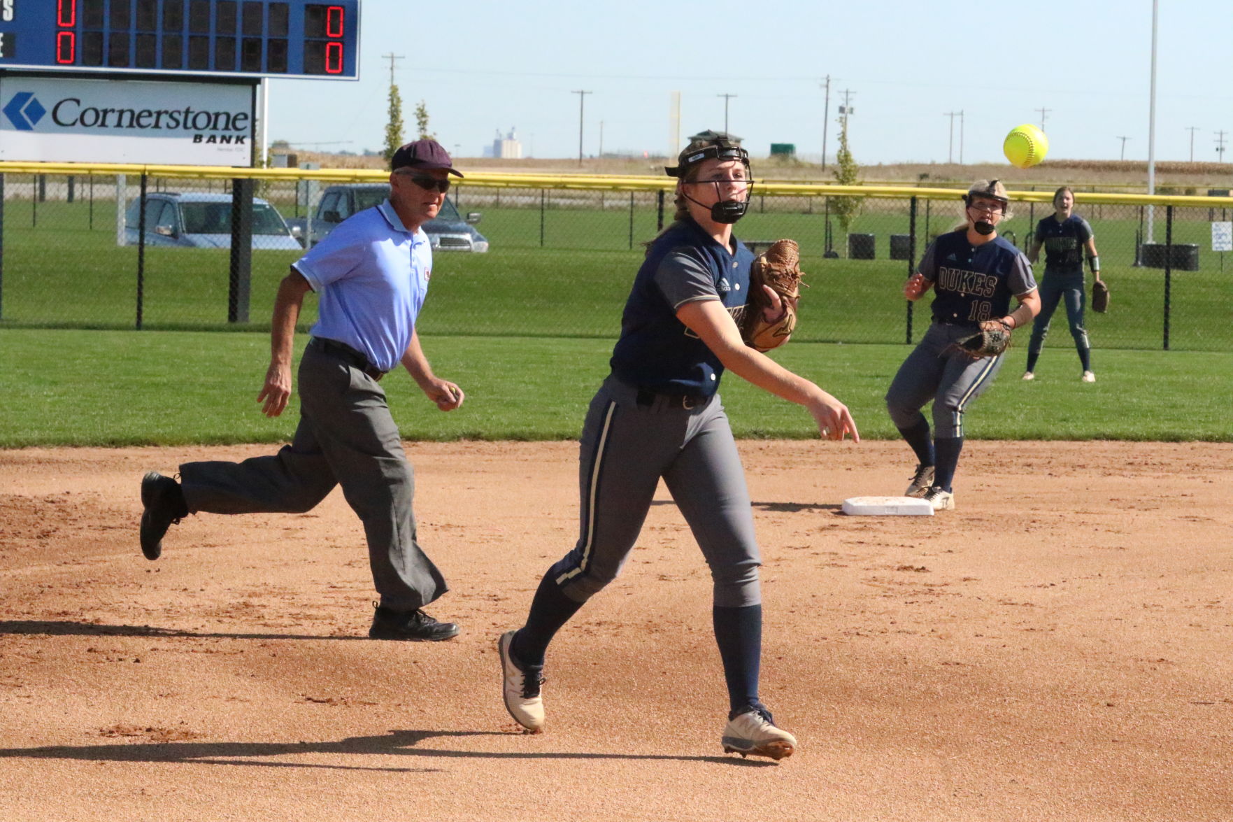 Softball (3).JPG